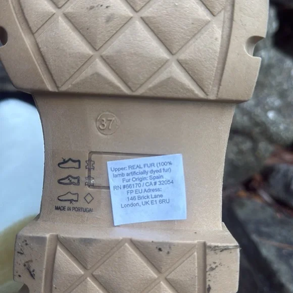 FREE PEOPLE REAL FUR TALL COLORBLOCK BOOTS - 37 EURO/ 7 US ๐๐ค๐คโ๏ธ - Picture 9 of 10